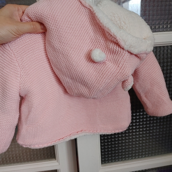 3/$40 NWOT - 6 MTH Baby Carter's Heavy Sweater - Picture 5 of 5